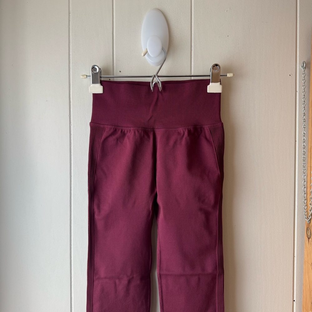 HALARA Full Length Red Seamless Flow High Waisted Butt Lifting Leggings - Picture 9 of 12